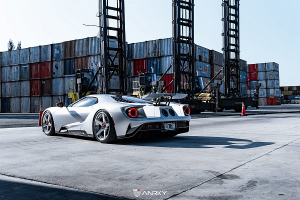 Фото дисков Anrky RS5.3 Глянцевый лак на Ford GT II