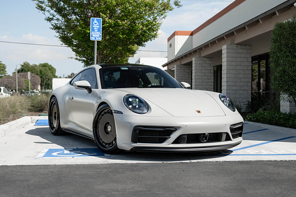 Фото дисков HRE 935 Черный сатин на Porsche 911 VIII