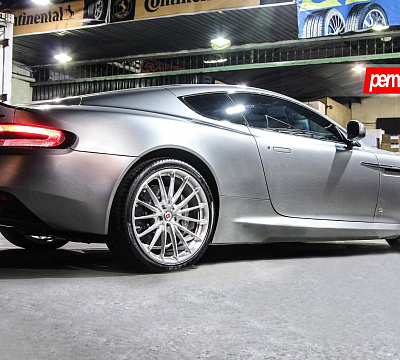 Фото дисков HRE P103 на Aston Martin DB 9 