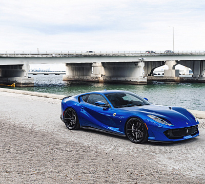 Фото дисков Vossen S17-06 на Ferrari 812