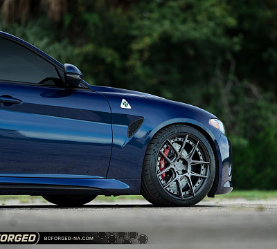 Фото дисков BC Forged HCA381 на Alfa Romeo Giulia II (952)