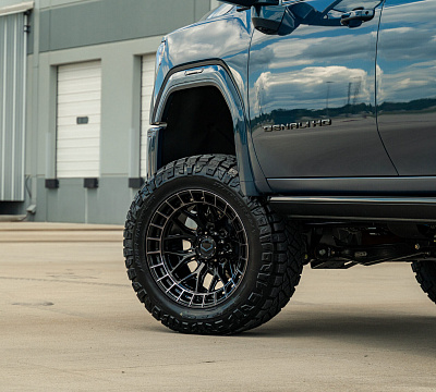 Фото дисков Vossen HFX-1 (8-Lug) на GMC Sierra IV