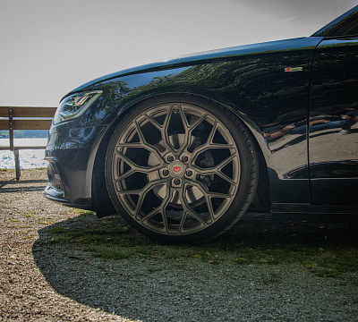 Фото дисков Vossen S17-01 на Audi A/RS 6 (C7)