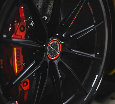 Фото дисков Brixton Forged R11-R на Ferrari F8