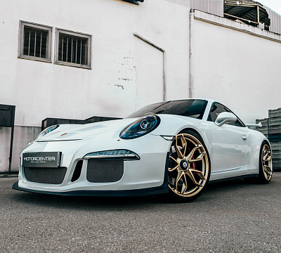 Фото дисков HRE P201 на Porsche 911 VII