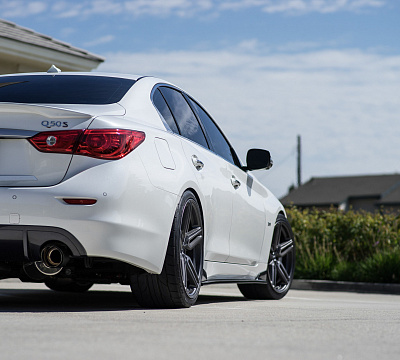 Фото дисков Vossen HF-1 на Infiniti Q50