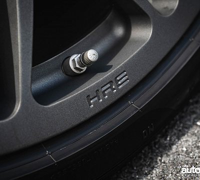 Фото дисков HRE 300M на Porsche Cayenne III