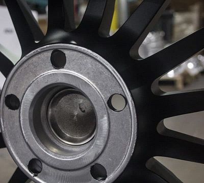 ADV.1 ADV15 Track Spec CS