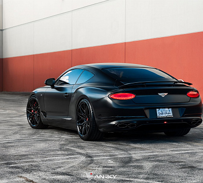 Фото дисков Anrky S1-X1 на Bentley Continental GT III