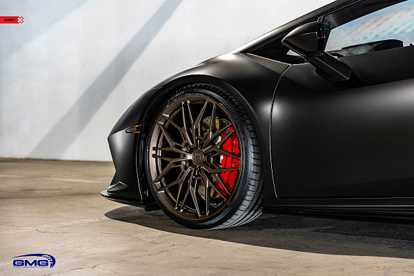 Фото дисков Anrky S1-X1 Сатиновая бронза на Lamborghini Huracan