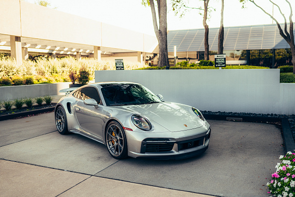 Фото дисков Strasse Wheels SM5 Deep Concave Duoblock Сатиновый темный лак на Porsche 911 VIII