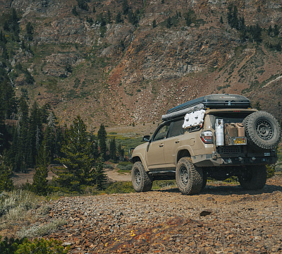 Фото дисков Black Rhino AXLE на Toyota 4Runner V
