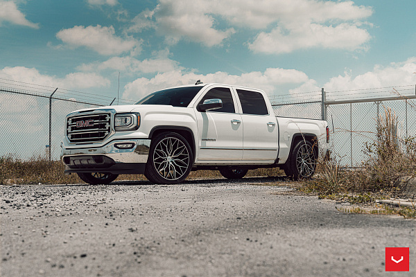 Фото дисков Vossen HF6-3 Алмазная проточка на GMC Sierra III