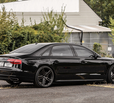 Фото дисков Vossen HF-1 на Audi A/S 8 (D4)