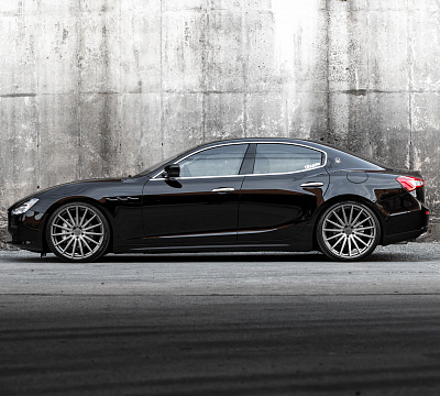 Фото дисков Vossen VFS-2 на Maserati Ghibli