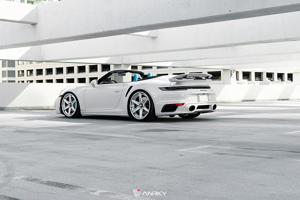 Фото дисков Anrky AN36-S Глянцевый лак на Porsche 911 VIII