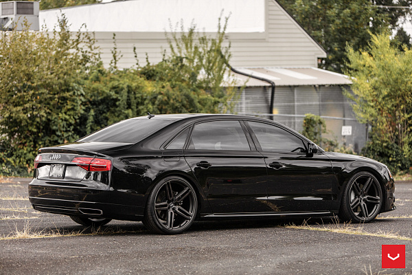 Фото дисков Vossen HF-1 Сатиновый графит на Audi A/S 8 (D4)