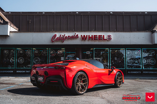 Фото дисков Vossen HF-5 Сатиновая бронза на Ferrari SF90