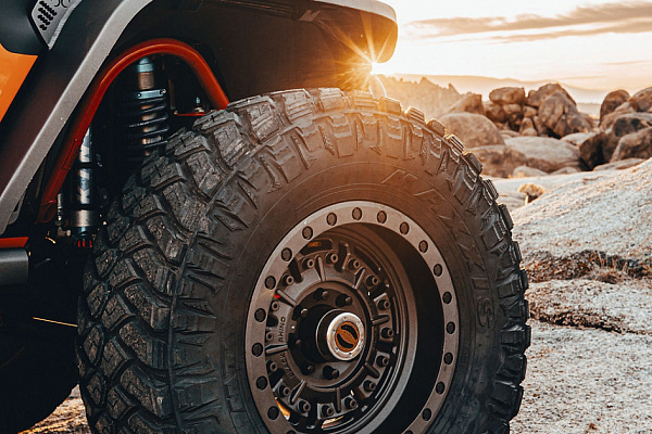Фото дисков Black Rhino ABRAMS  на Jeep Gladiator II (JT)