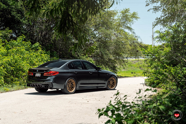 Фото дисков Vossen M-X4T (3-Piece) Глянцевая темная медь на BMW 5/M5 (G30/F90)