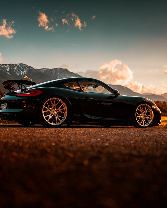 Фото дисков M-X3 Глянцевая медь на Porsche Cayman II