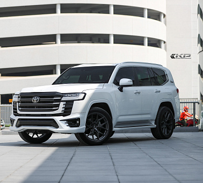 Фото дисков Vossen HF6-4 на Toyota Land Cruiser 300