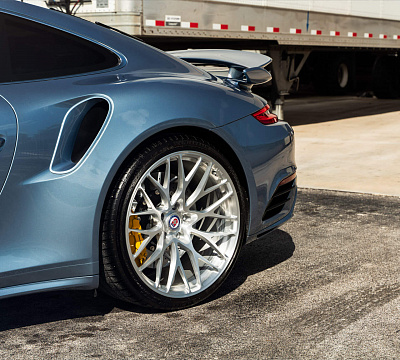 Фото дисков HRE 520M на Porsche 911 VIII