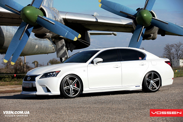 Фото дисков Vossen CV5 Алмазная проточка на Lexus GS IV
