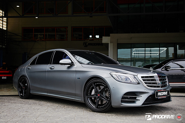 Фото дисков Vossen M-X5 (3-Piece) Черный сатин на Mercedes-Benz S-Class (W222, C217)