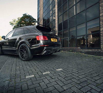 Фото дисков Vossen UV-1 на Bentley Bentayga