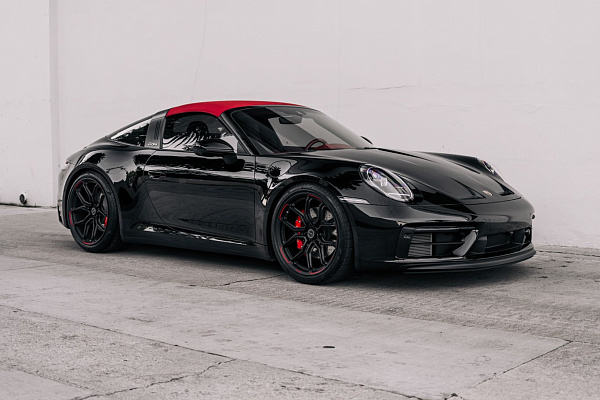 Фото дисков Brixton Forged CM5-RS Черный матовый на Porsche 911 VIII