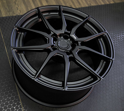 ADV.1 ADV5.0 M.V2 CS