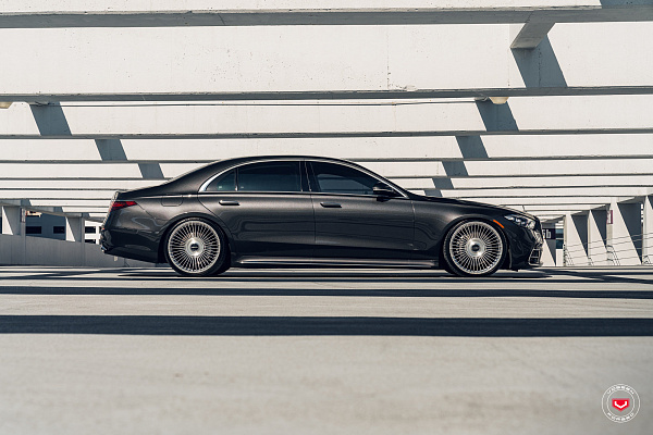 Фото дисков Vossen S17-16 Глянцевый лак на Mercedes-Benz S-Class (W223)
