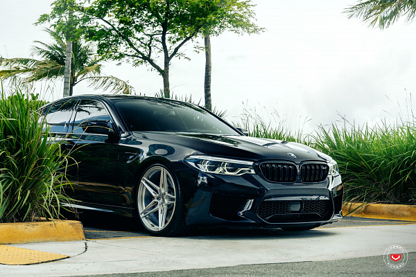 BMW M5 F90