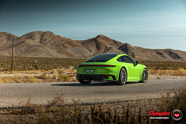 Фото дисков Vossen RS92 Полированный лак на Porsche 911 VIII