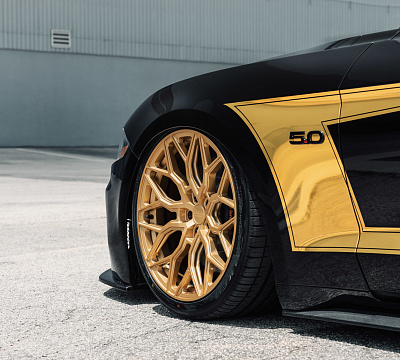 Фото дисков Vossen HF-2 на Ford Mustang VI
