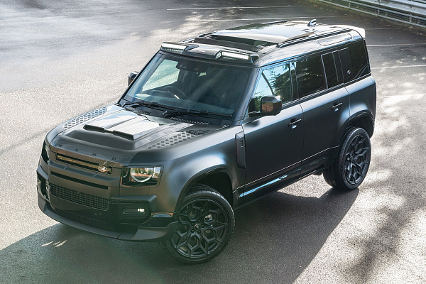 Фото дисков Kahn Type 57 RS Черный матовый на Land Rover Defender II