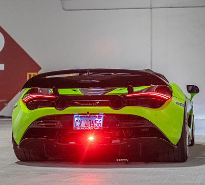 Фото дисков Strasse Wheels SV10M Deep Concave FS на McLaren 720S