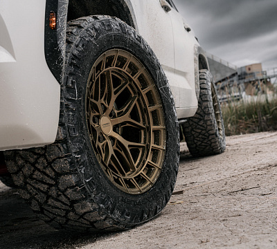 Фото дисков Vossen HFX-1 (6-Lug) на Toyota Sequoia III
