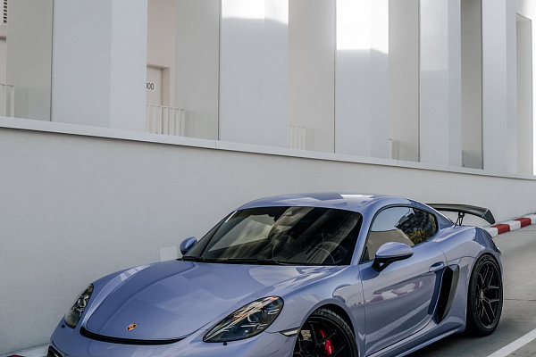 Фото дисков Brixton Forged PF7-RS Черный сатин на Porsche Cayman III