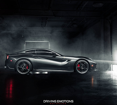 Фото дисков HRE S207 на Ferrari F12