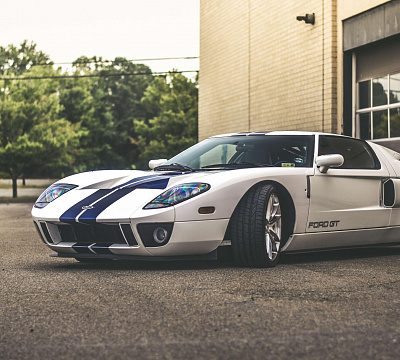 Фото дисков HRE P104 на Ford GT I