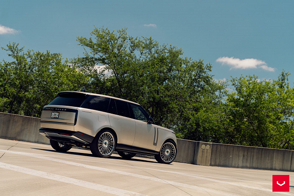 Фото дисков Vossen HF-8 Глянцевый лак на Land Rover Range Rover V
