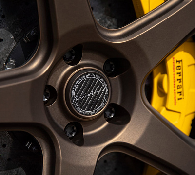 Фото дисков Brixton Forged TR05 на Ferrari 296
