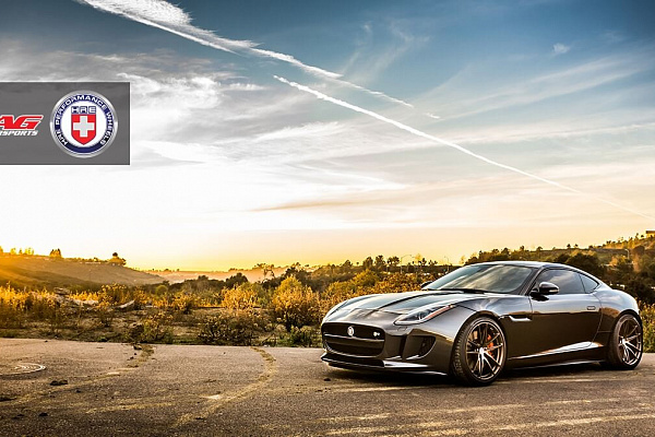 Фото дисков HRE P104 Сатиновая бронза на Jaguar F-Type