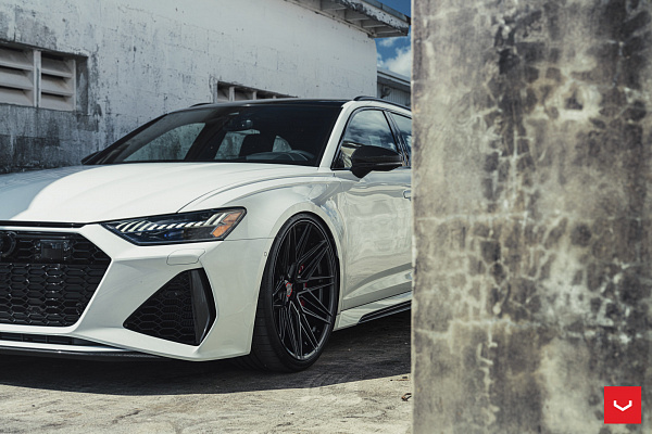 Фото дисков Vossen HF-7 Черный глянец на Audi A/RS 6 (C8)