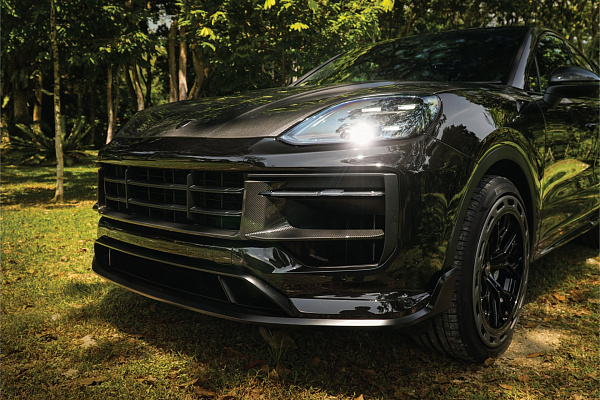 Фото дисков Brixton Forged PF13-RS Aerotech Черный глянец на Porsche Cayenne III