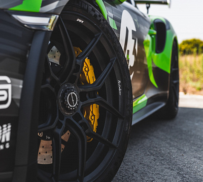 Фото дисков Brixton Forged CM5-R на Porsche 911 VII