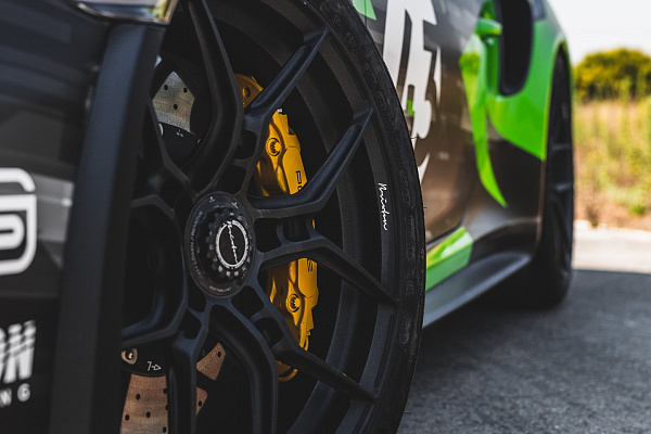 Фото дисков Brixton Forged CM5-R Черный матовый на Porsche 911 VII
