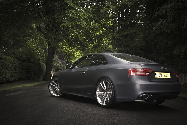 Фото дисков HRE P104 Глянцевый тонированный лак на Audi A/S/RS 5 (8T)